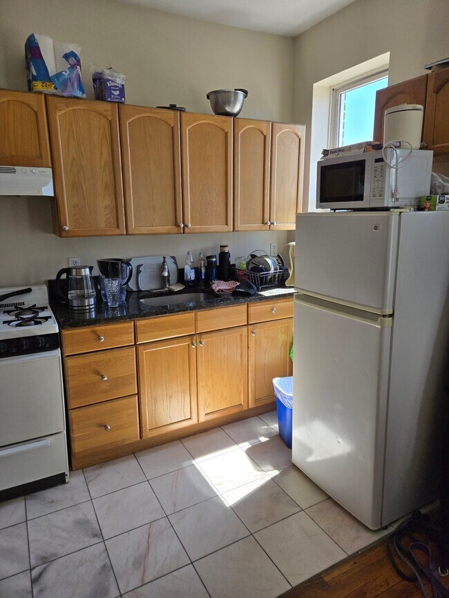 50 Saint Stephen St unit 27, Boston, MA 02115 - photo 2