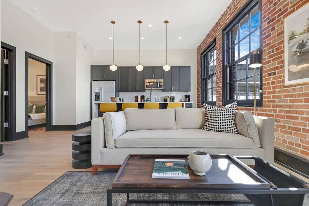 1148 S Peters St unit ID1265840P, New Orleans, LA 70130 - photo 1