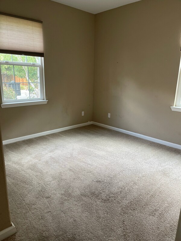 8 N Boyle Heights Ct, Mountain House, CA 95391