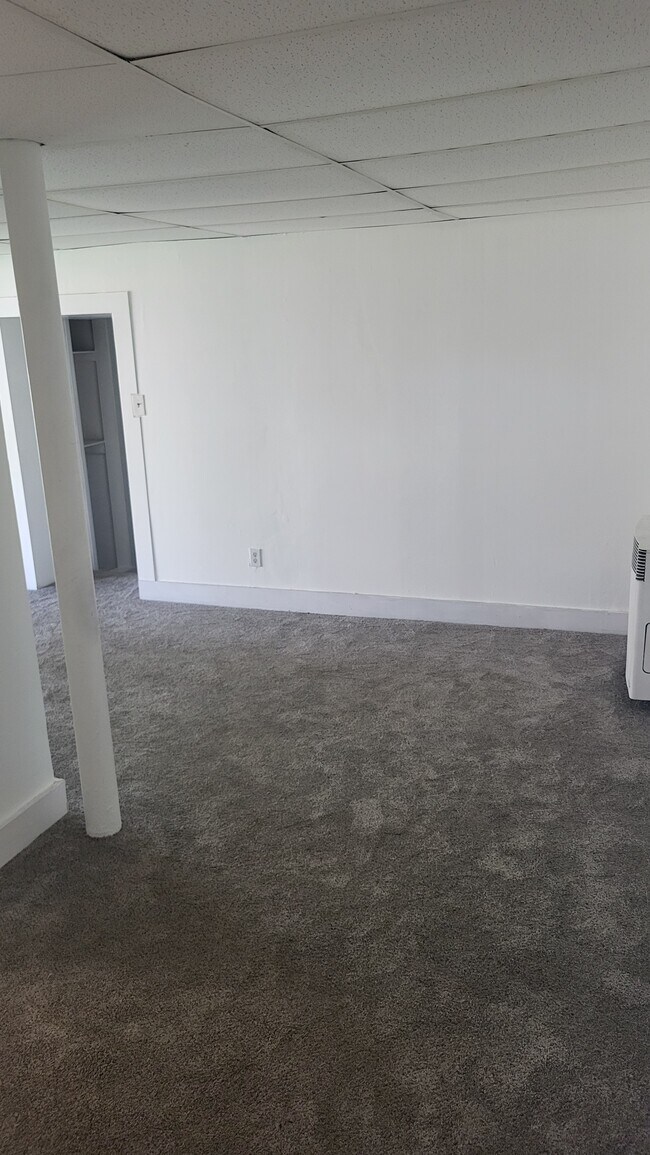 23 Locust Park Unit A, Albany, NY 12205