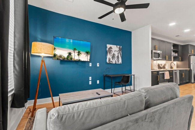 2317 W Grace St unit ID1313887P, Tampa, FL 33607 - photo 3