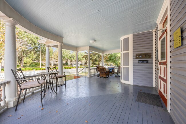 715 SE 2nd Ave unit ID1359135P, Gainesville, FL 32601 - photo 5