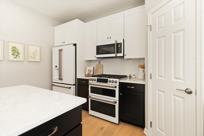 116 Scarlet Rd unit 36094630, Mountain Top, PA 18707 - photo 6