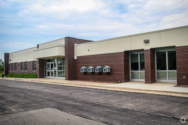 North Elementary School serves students in the Sycamore community.