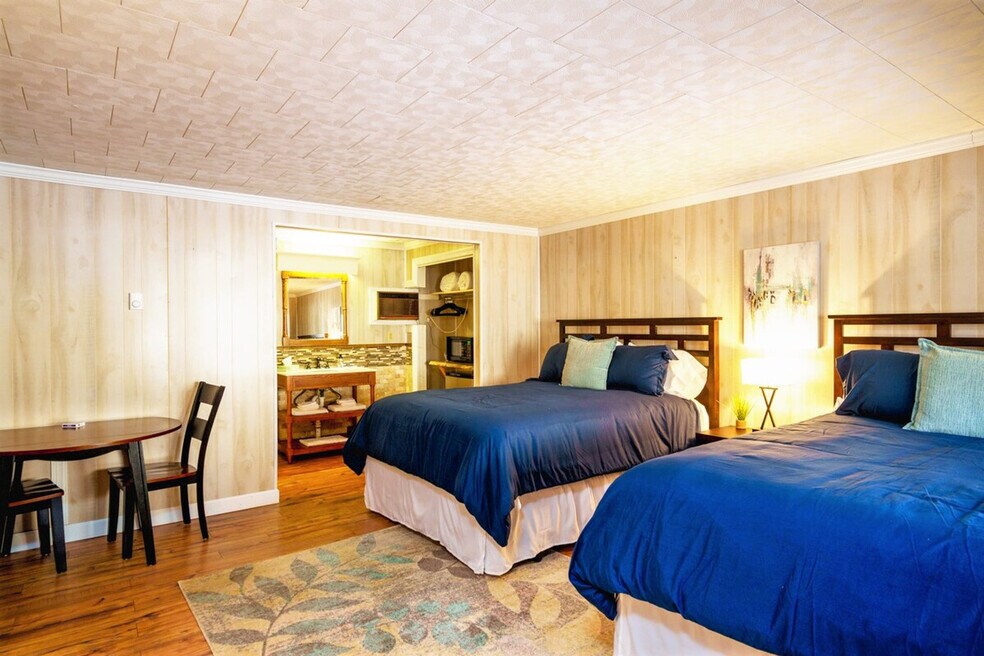 90 Faulkner Rd unit ID1308958P, Elkins, WV 26241 - photo 1