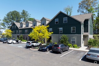 58 S Manheim Blvd, New Paltz, NY 12561