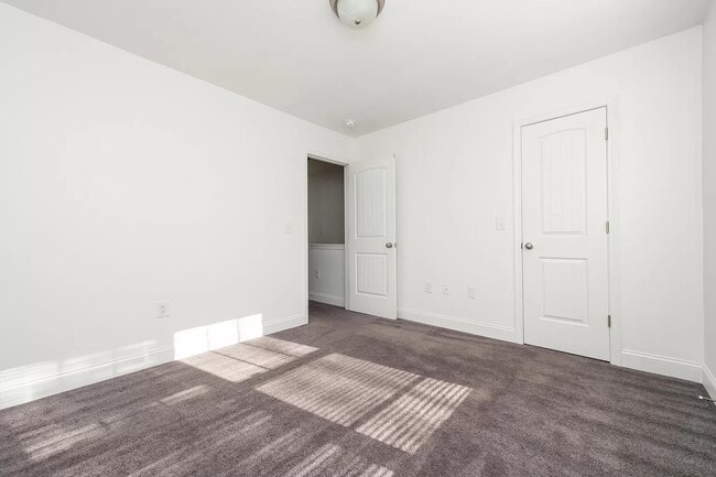 5 Dyer St unit B, Greenville, SC 29611 - photo 7