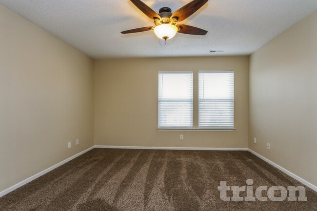 151 Snowflake Cir, Greenwood, IN 46143 - photo 7