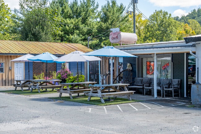 Blue Ridge Pig in Nellysford has authentic roadside BBQ.