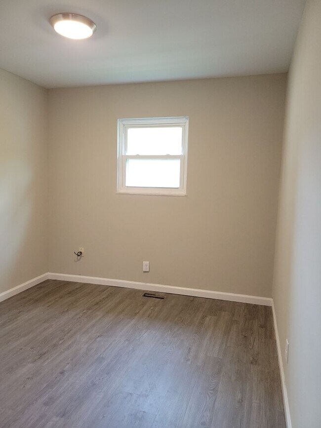 6207 E 12th St unit 6209, Indianapolis, IN 46219 - photo 5