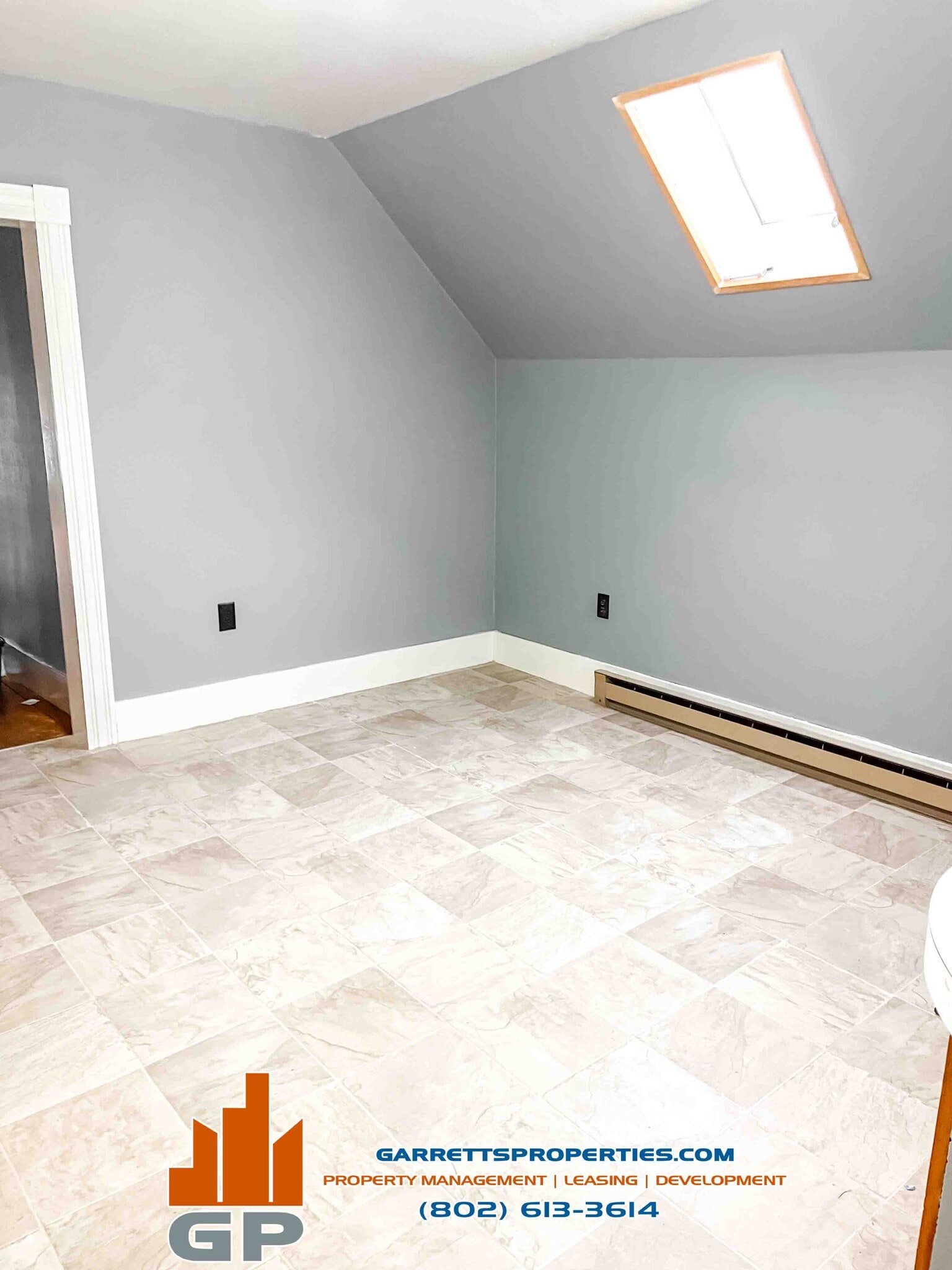 24 Steeple Place unit 4, Saint Johnsbury, VT 05819 - photo 1