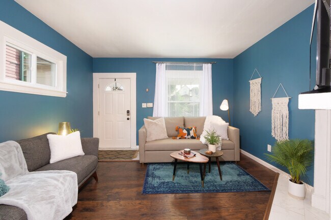 2156 W 34th Place unit ID1061031P, Cleveland, OH 44113 - photo 4