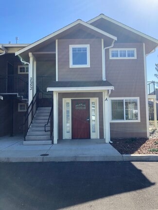 2052 Smith Ln Unit C, Fortuna, CA 95540