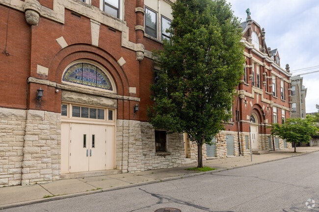 Receive a quality education at St. Edmund Campion Academy.