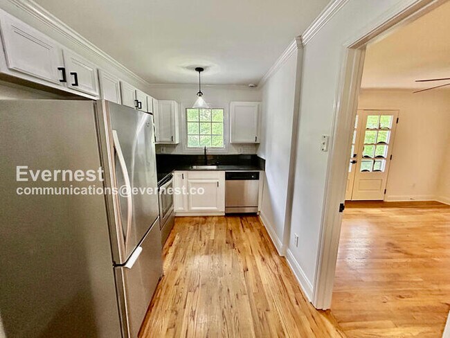 798 St Charles Ave NE unit 10, Atlanta, GA 30306 - photo 5