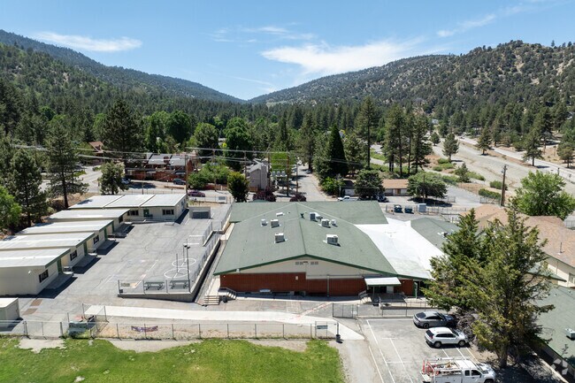 The courses at Wrightwood Elementary encourage critical thinking and creativity.