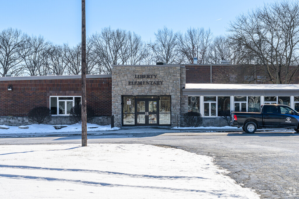 Liberty Elementary School has 423 students with a student-teacher ratio of 18 to 1.
