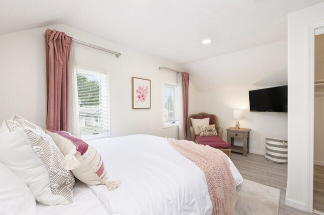 415 Short St unit ID1061032P, Port Clinton, OH 43452 - photo 4