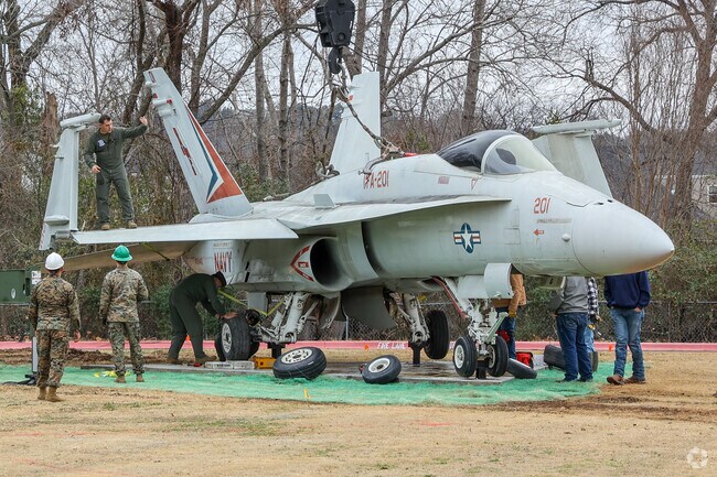 Melva Campbell Park has some exciting things to look at while the family is playing.