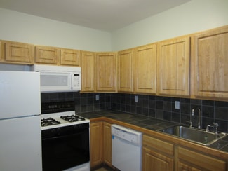 107-107 Beech St Unit 101, Lowell, MA 01850