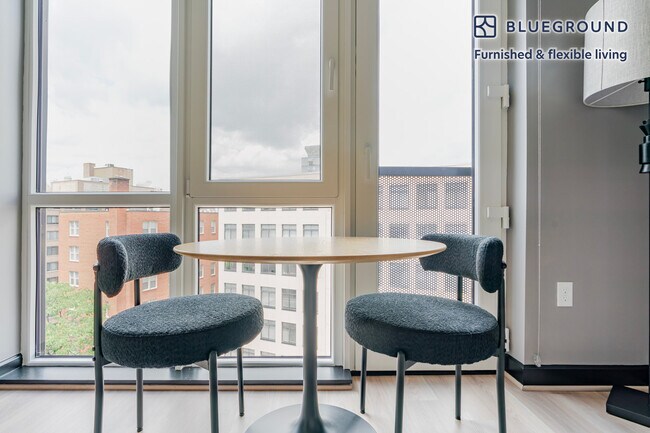 1313 L St NW unit FL8-ID1112, Washington, DC 20005 - photo 6