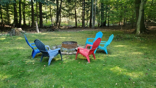 7967 Sunset Dr, Traverse City, MI 49685 - photo 7