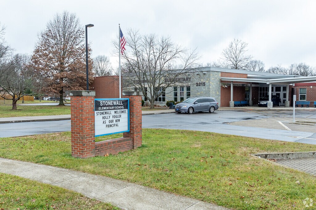 Stonewall Elementary School, Rankings & Reviews
