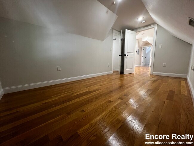 61 Gordon St unit 3, Allston, MA 02134 - photo 7