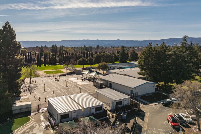 Ponderosa Elementary School is rated an A by Niche.com!