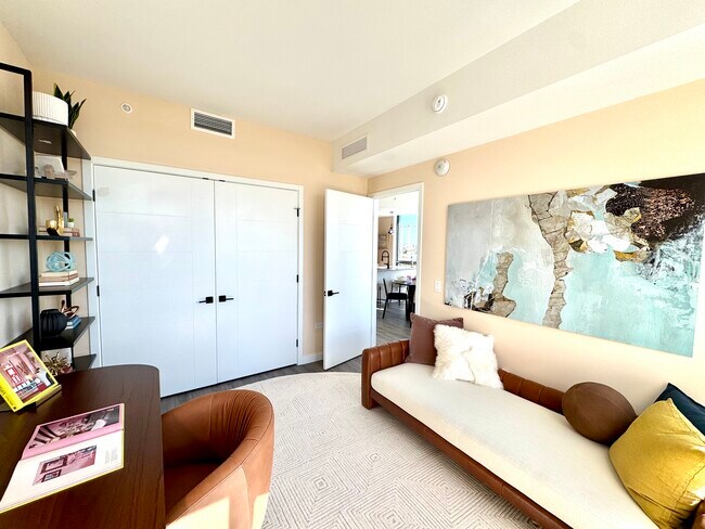 1940 NW 2nd Ct unit B12, Miami, FL 33136 - photo 6