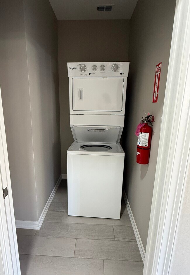 1412 S Xanthia St unit 4, Alton, TX 78573 - photo 6