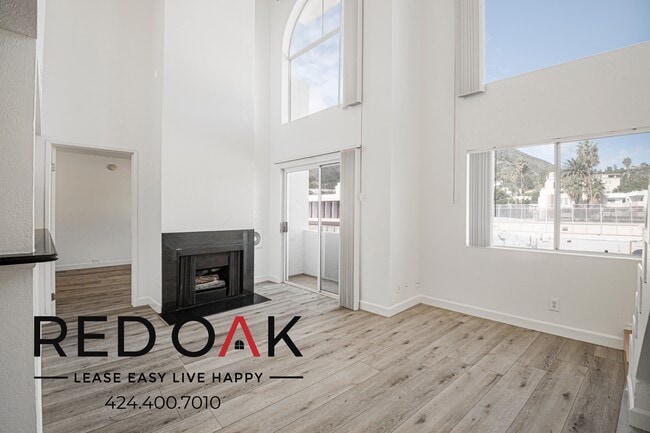 1755 El Cerrito Place unit 404, Los Angeles, CA 90028 - photo 7