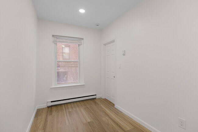 88 Saint Botolph St unit 4, Boston, MA 02116 - photo 4