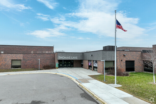 Thomas Lake Elementary earned an overall grade of A- from Niche.com.
