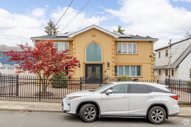 An Italian - Rococo-style home in Willowbrook.