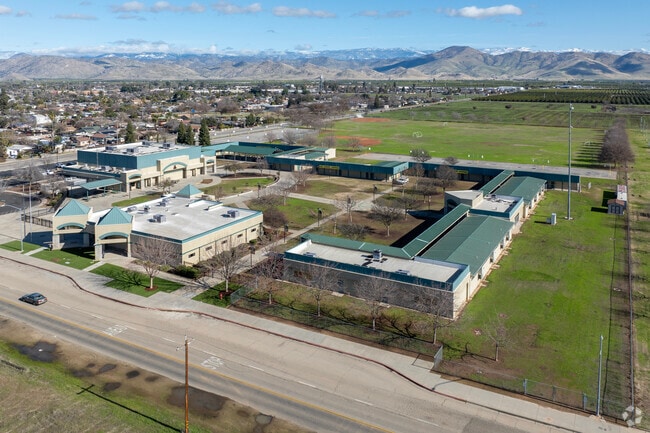 The campus of Citrus Middle School in Orange Cove.