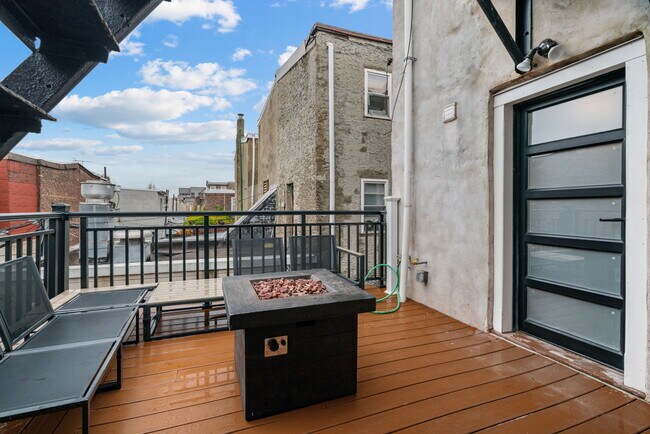 411 E Girard Ave unit 1, Philadelphia, PA 19125 - photo 3
