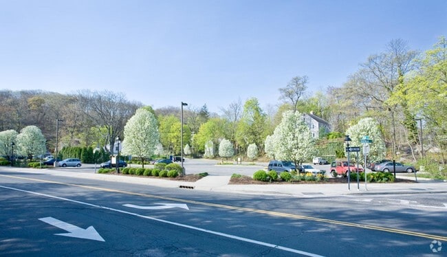 The Barnum House, Port Jefferson, NY 11777 - photo 3