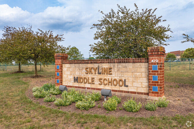 Skyline Middle School creates a community of peace, love and learning.