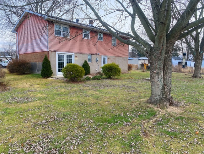 1953 Pa-212, Quakertown, PA 18951 - photo 2