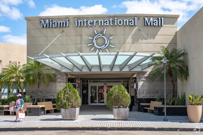 Miami International Mall offers shopping and dining near Vanderbilt Park.