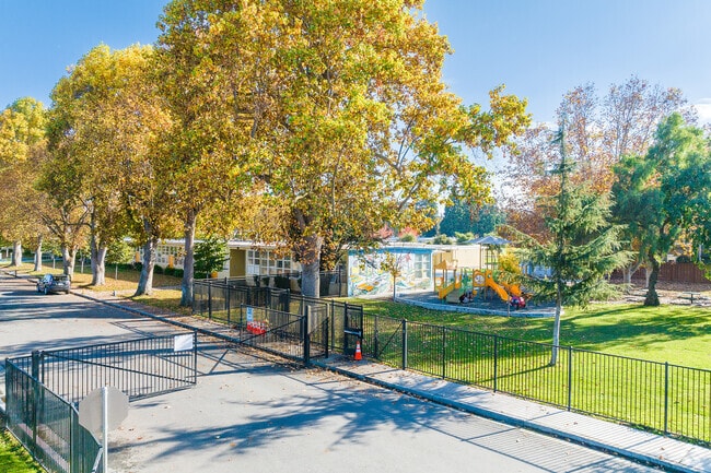 KIPP Valiant Community Prep