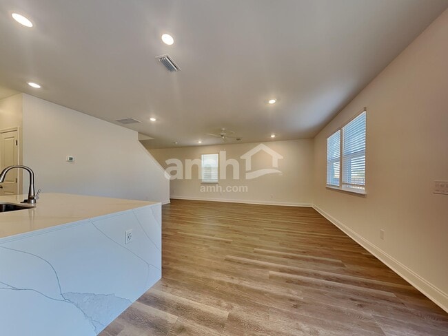 318 Calla Lily Ct, Summerville, SC 29486 - photo 5