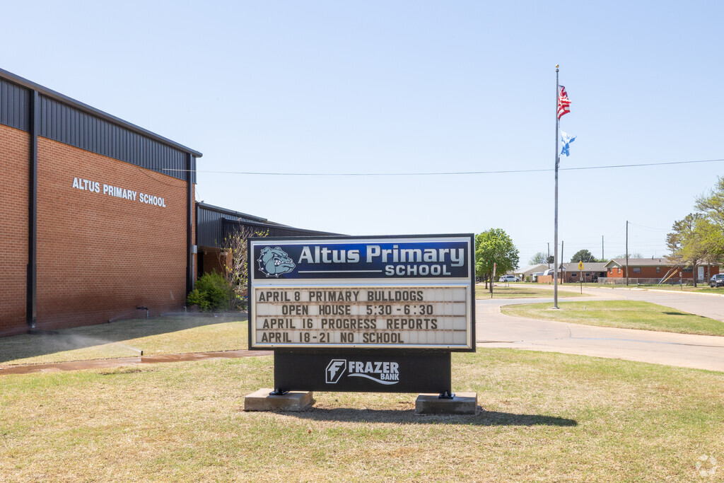 Altus Primary School is a public school located in Altus, Oklahoma.