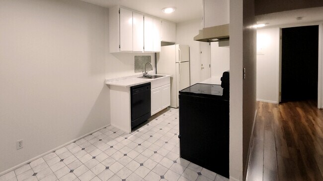 4608 Neil Rd unit 4608 Neil Road  15-, Reno, NV 89502 - photo 5