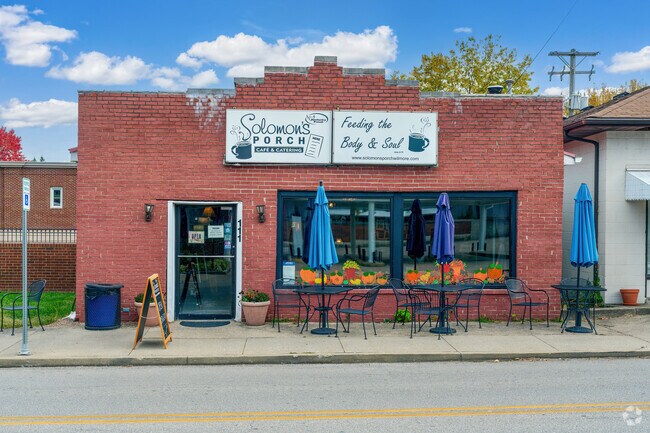 Wilmore residents cherish Solomon's Porch, where the restaurant nourishes both body and soul.