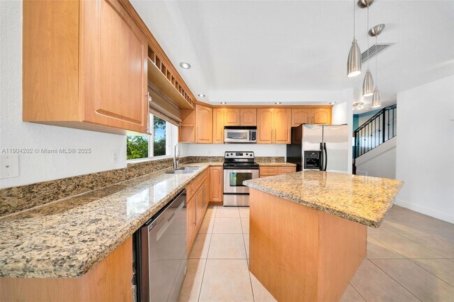 2814 SW 27th St unit 1, Miami, FL 33133 - photo 5