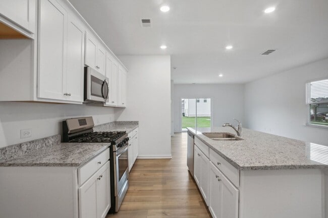 3853 Rustic Barn Way, Loganville, GA 30052 - photo 3