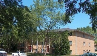 1616-1634 W 42nd St, Davenport, IA 52806