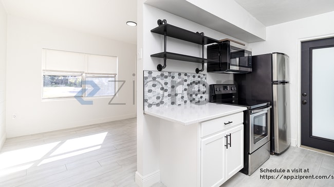 1103 E South St, Orlando, FL 32801 - photo 7